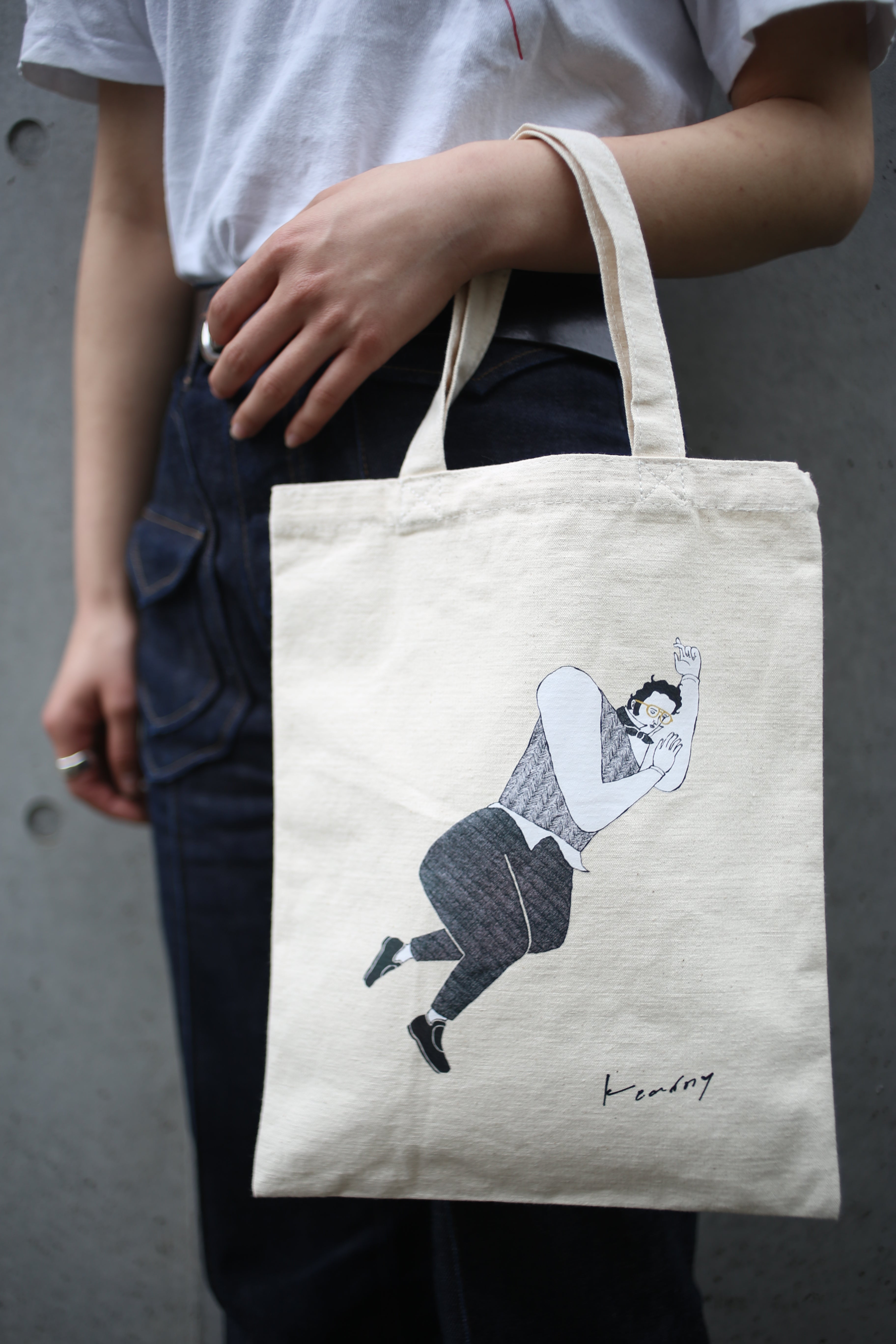 kearny tote bag drawing by Chisato Nagano