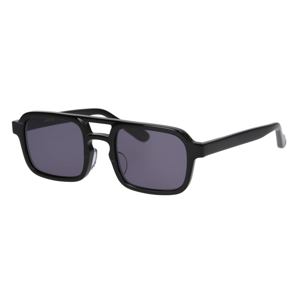 K-8　black  dark gray lens