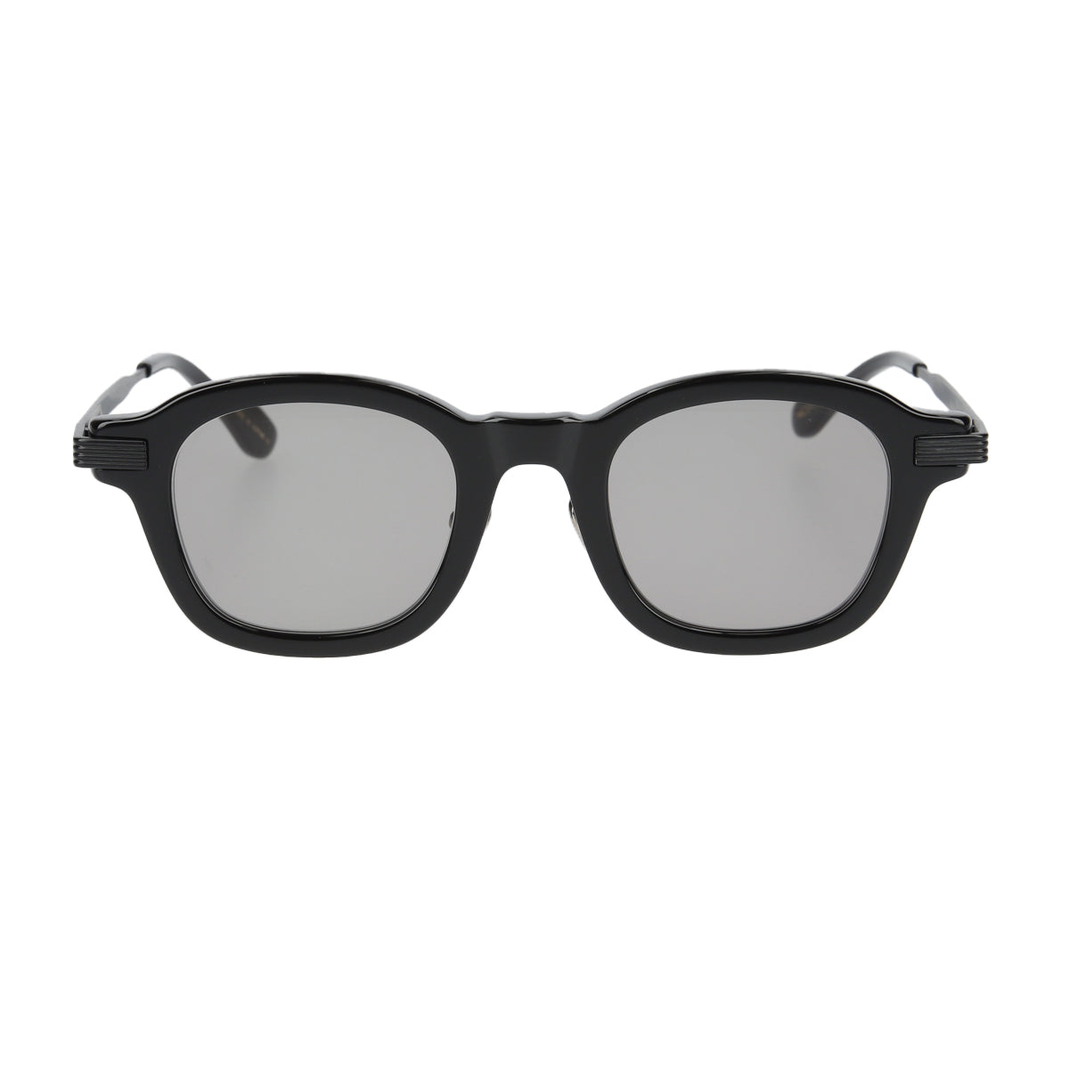 martin  black × black  gray lens