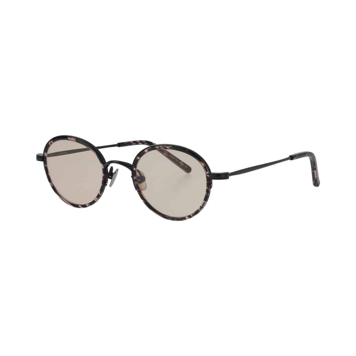 thomas　brown sasa　brown lens