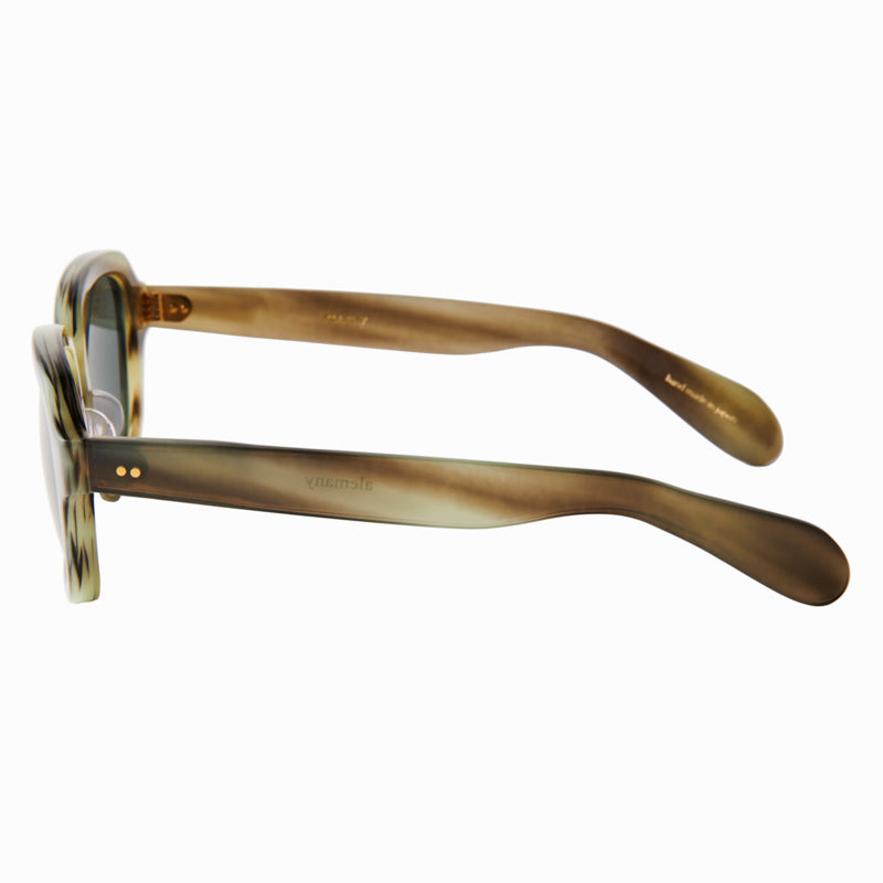 alemany　green sasa　dark green lens