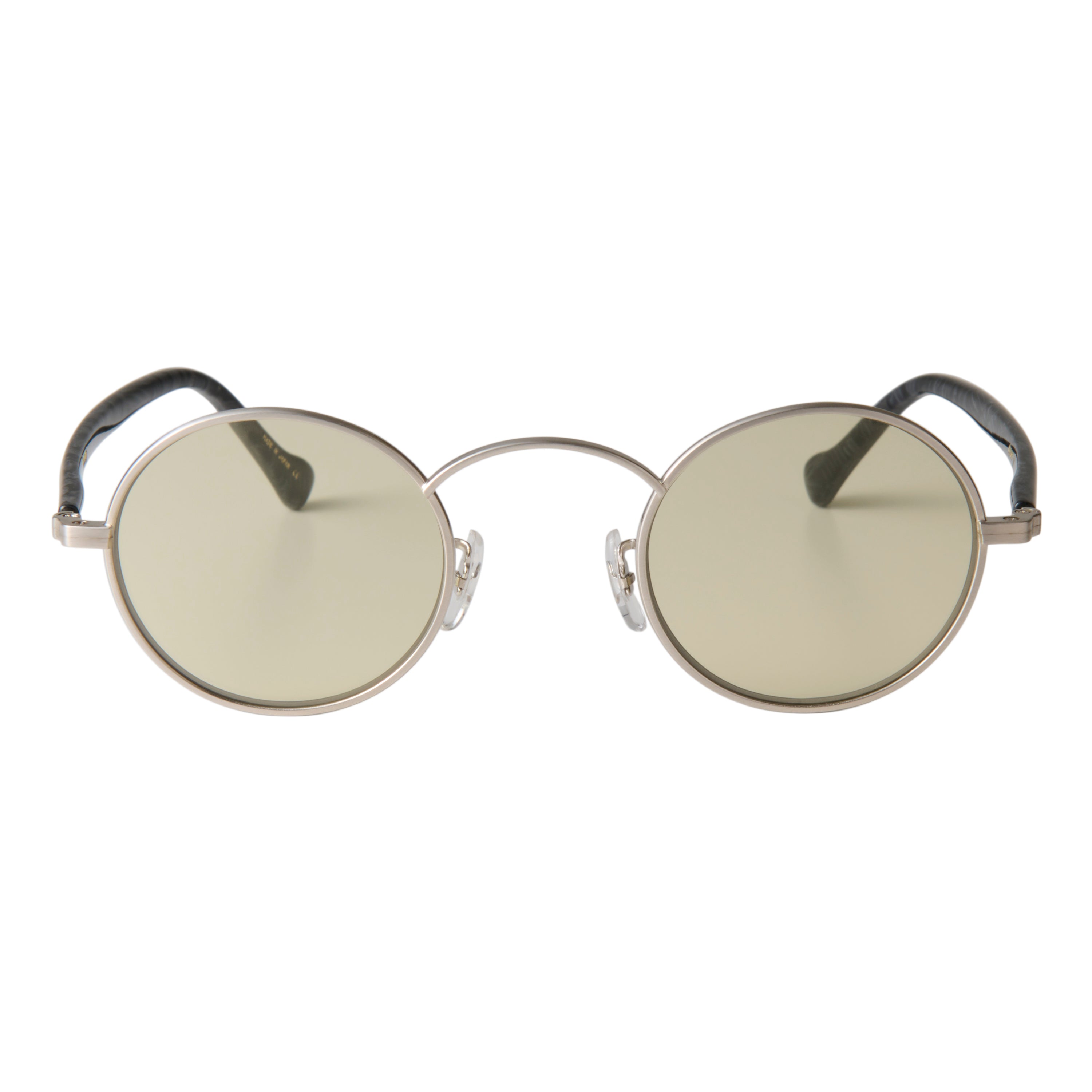 gravel-7　black stone x silver　green tea lens