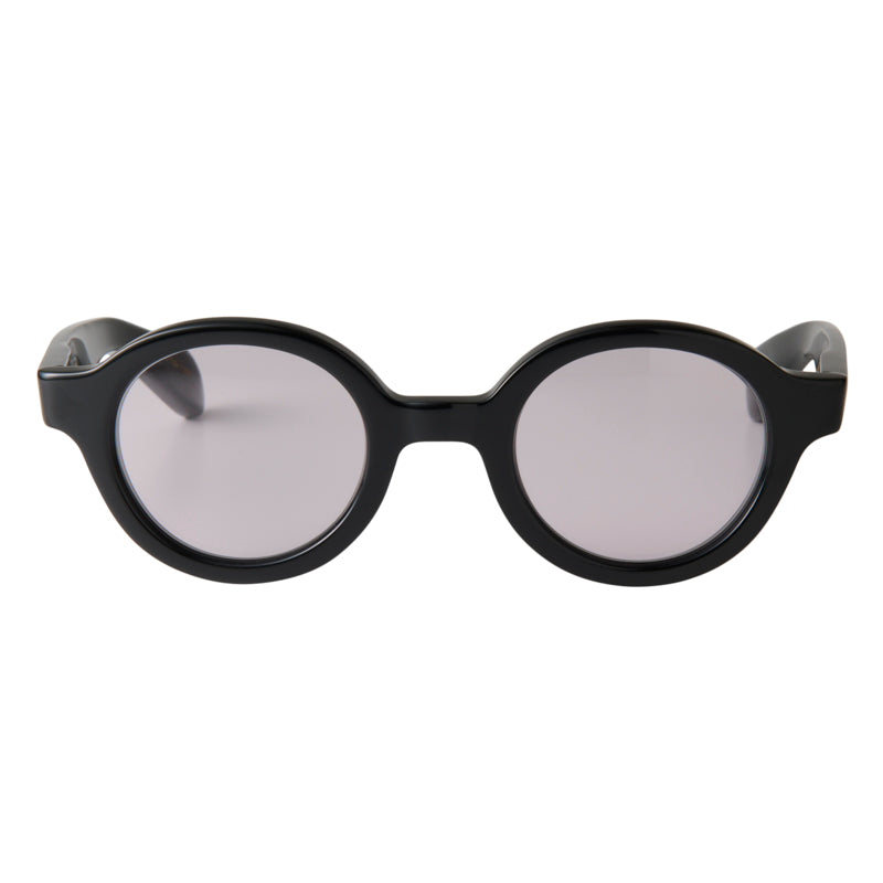 peter　black　gray lens