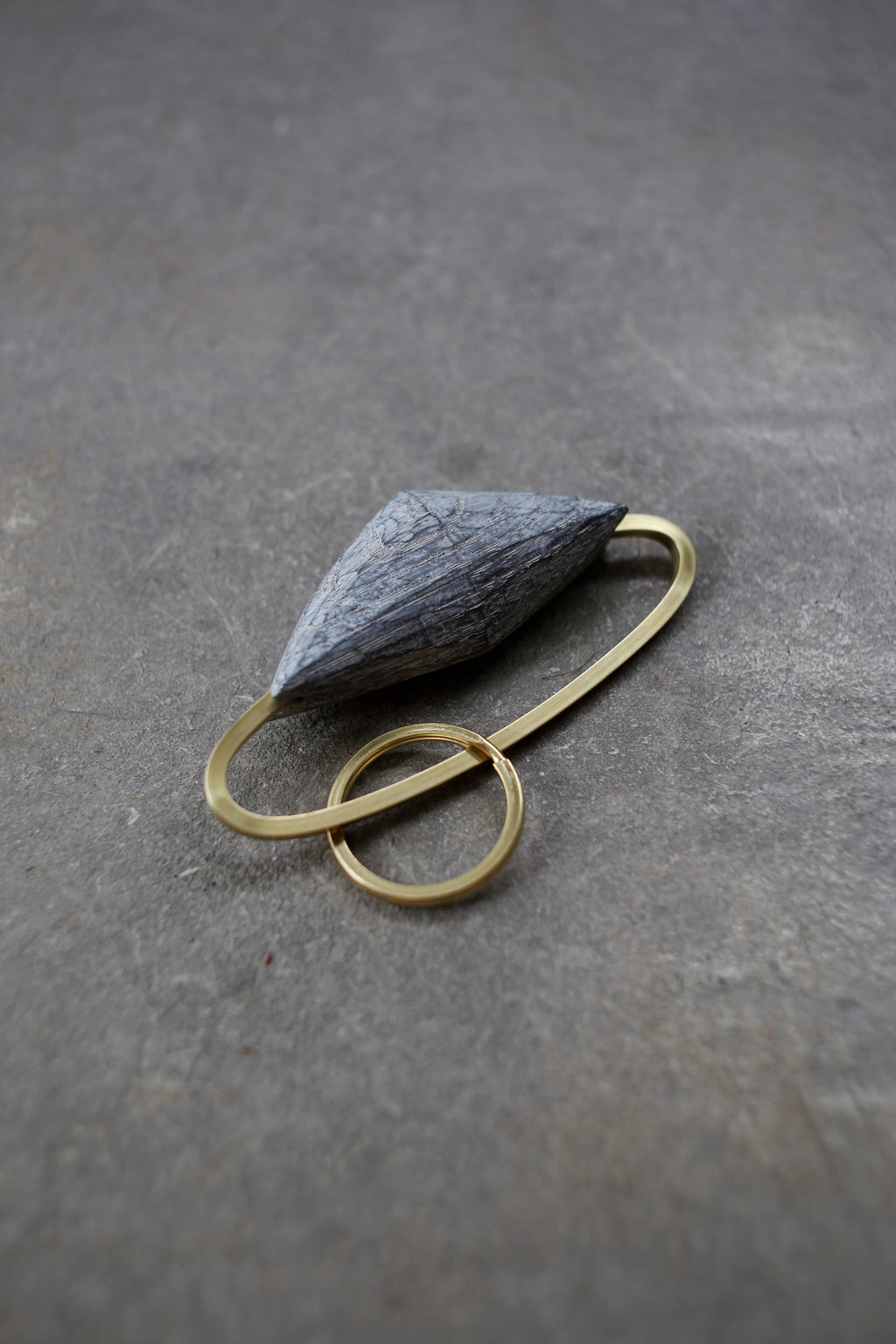 Shigehiro Kadena Key Holder White